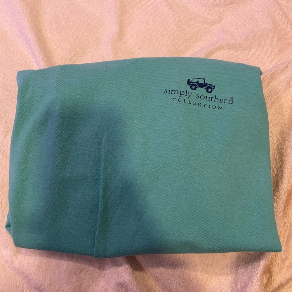 simply southern long sleeve, size L